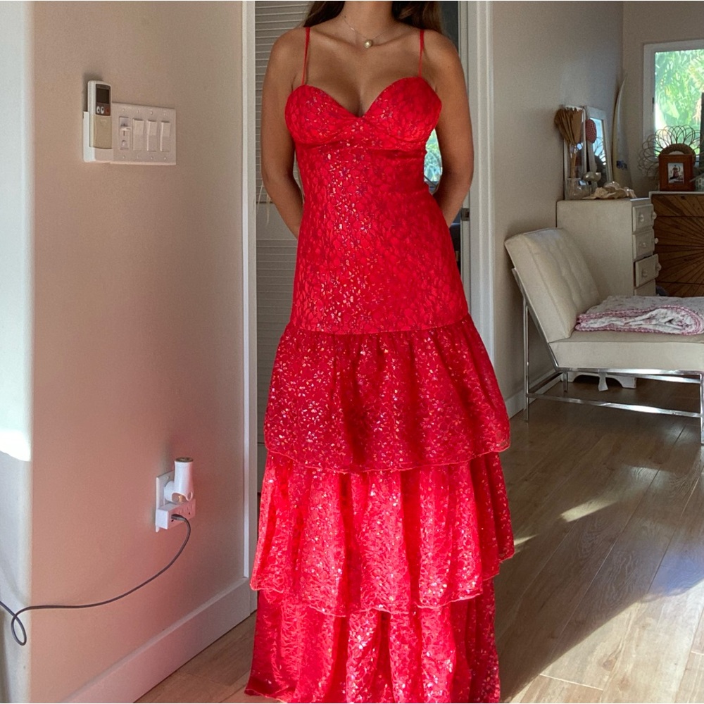 Prom dress - Picture 2 of 11